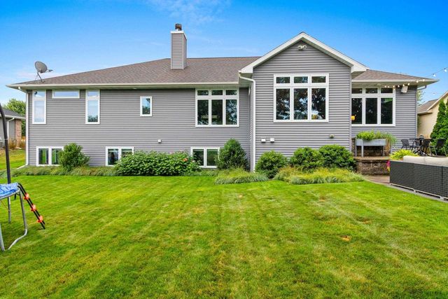 3353 LANGDON STREET, Green Bay, WI 54311