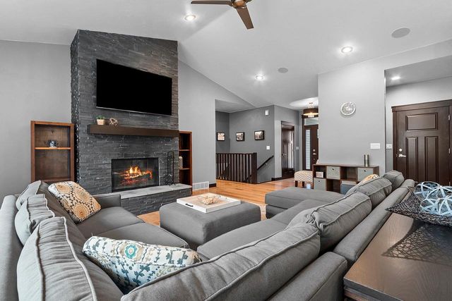 3353 LANGDON STREET, Green Bay, WI 54311