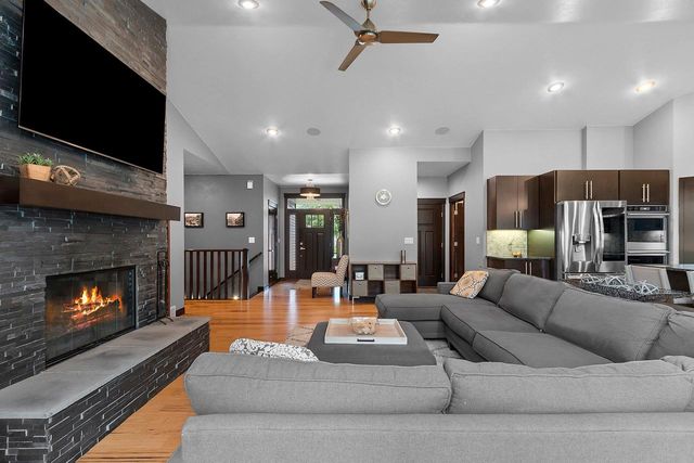 3353 LANGDON STREET, Green Bay, WI 54311
