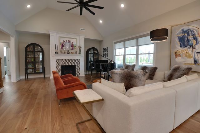 437 Sheas Way, Clarksville, TN 37043