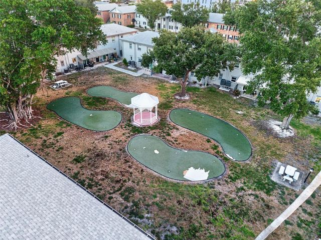 1190 RUE DES CHATEAUX 1A, St Petersburg, FL 33707