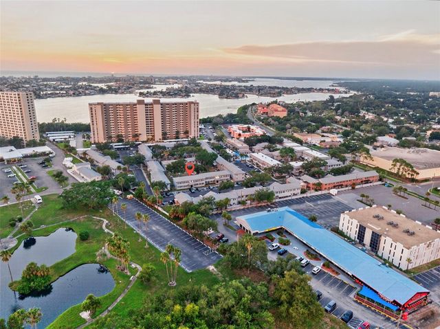 1190 RUE DES CHATEAUX 1A, St Petersburg, FL 33707