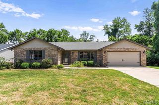 3700 Rolling Meadows Drive, Shiloh, IL 62221
