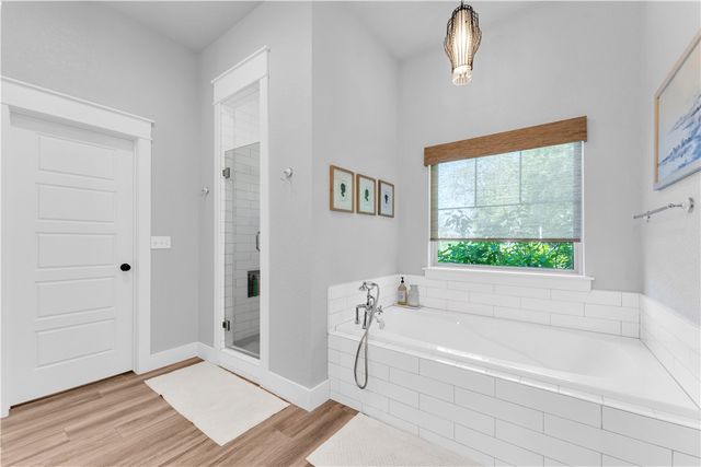 4205 Rainbow Farm Road, Bentonville, AR 72713