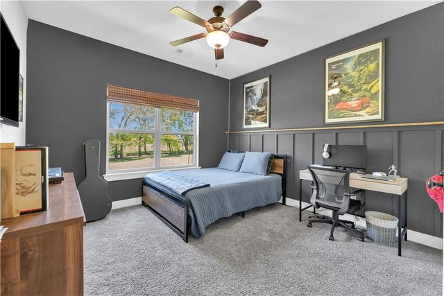 4205 Rainbow Farm Road, Bentonville, AR 72713