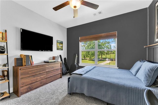 4205 Rainbow Farm Road, Bentonville, AR 72713