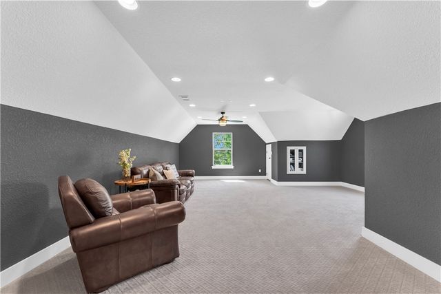 4205 Rainbow Farm Road, Bentonville, AR 72713
