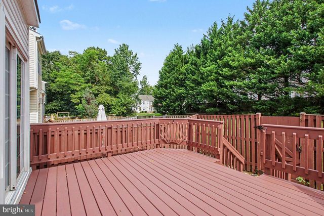 15611 WINDING CREEK DR, Dumfries, VA 22025