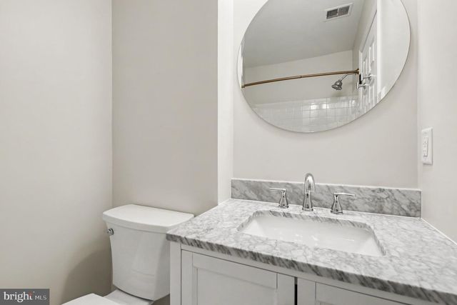 15611 WINDING CREEK DR, Dumfries, VA 22025