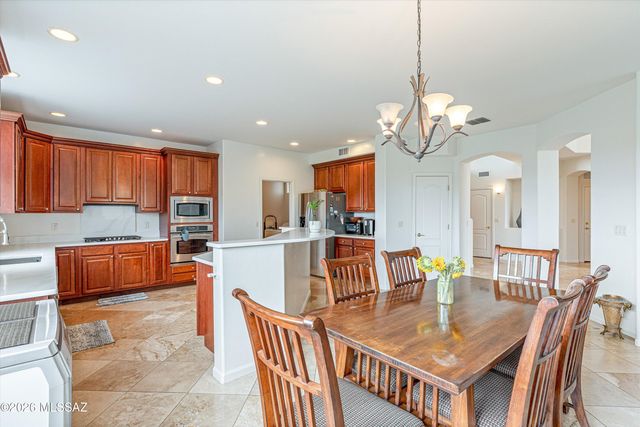 6026 N Placita Pajaro, Tucson, AZ 85718