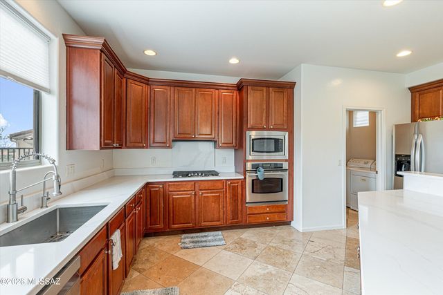 6026 N Placita Pajaro, Tucson, AZ 85718