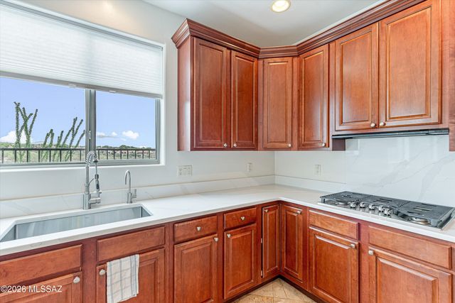 6026 N Placita Pajaro, Tucson, AZ 85718