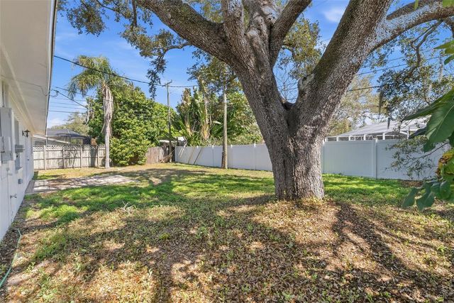 1801 S LAKE AVENUE, Clearwater, FL 33756