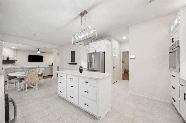 4419 Three Rivers Drive, Sugar Land, TX 77478