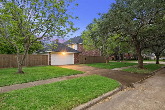 4419 Three Rivers Drive, Sugar Land, TX 77478