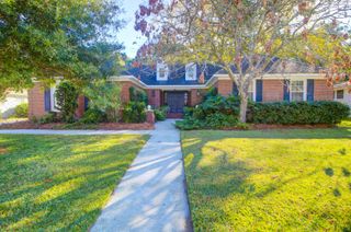 996 Foxcroft Road, Charleston, SC 29412