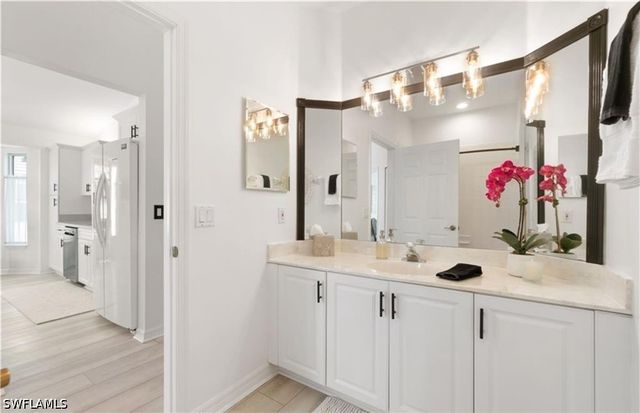 5928 Sand Wedge LN 1805, Naples, FL 34110