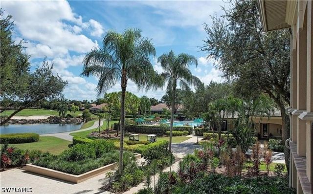 5928 Sand Wedge LN 1805, Naples, FL 34110