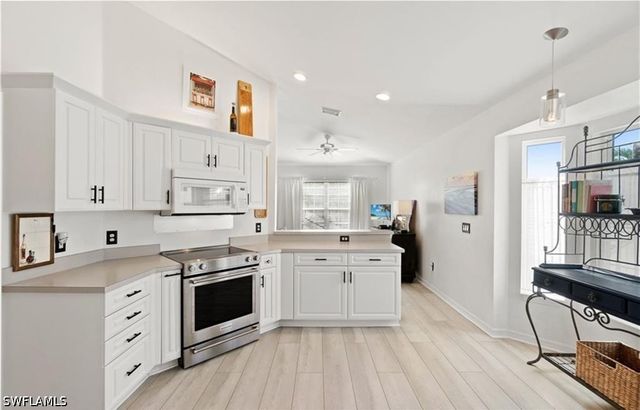 5928 Sand Wedge LN 1805, Naples, FL 34110