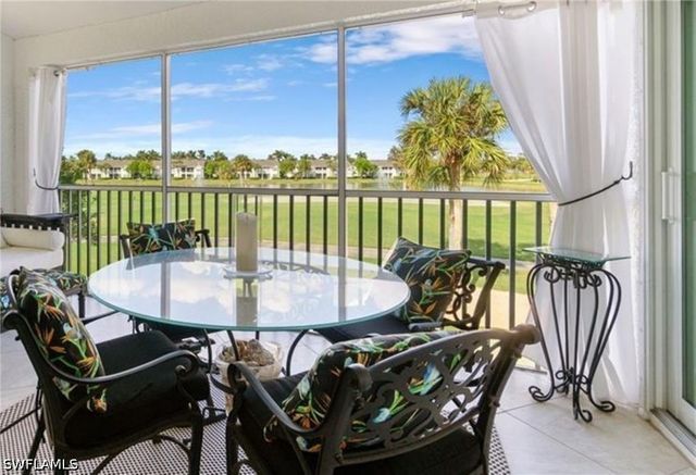 5928 Sand Wedge LN 1805, Naples, FL 34110