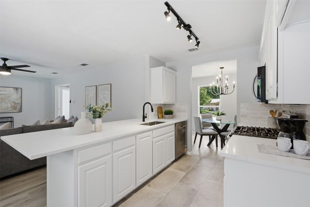 3543 Cloverdale Lane, Farmers Branch, TX 75234