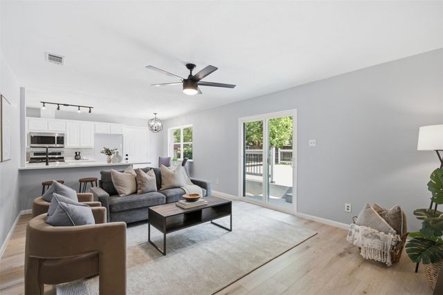 3543 Cloverdale Lane, Farmers Branch, TX 75234