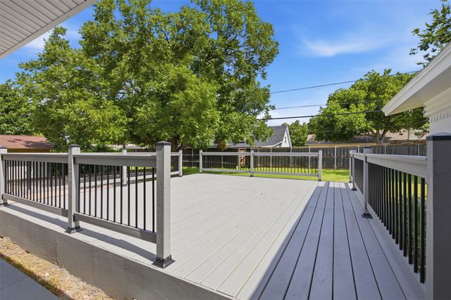 3543 Cloverdale Lane, Farmers Branch, TX 75234