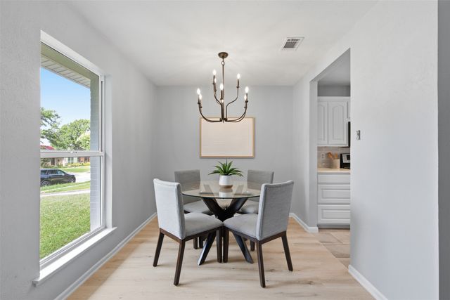 3543 Cloverdale Lane, Farmers Branch, TX 75234