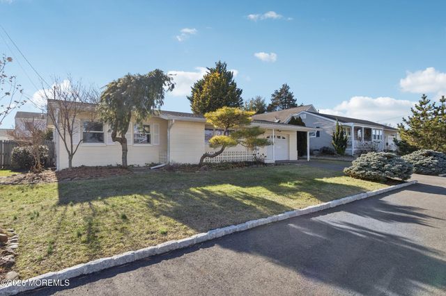 2318 Cardinal Drive, Point Pleasant, NJ 08742