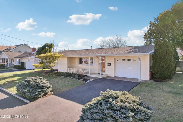 2318 Cardinal Drive, Point Pleasant, NJ 08742