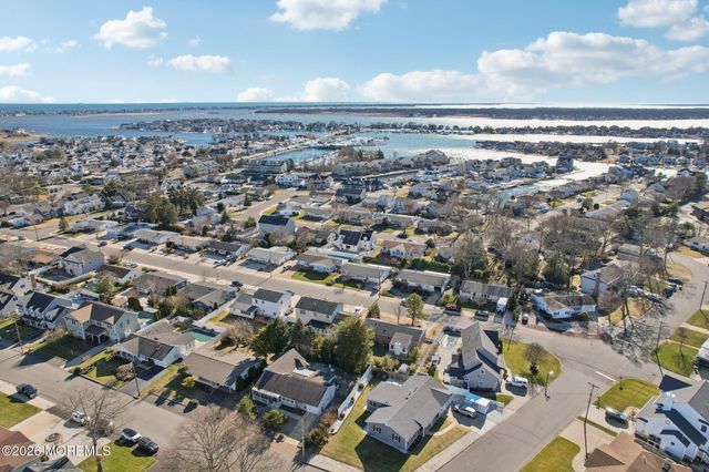 2318 Cardinal Drive, Point Pleasant, NJ 08742