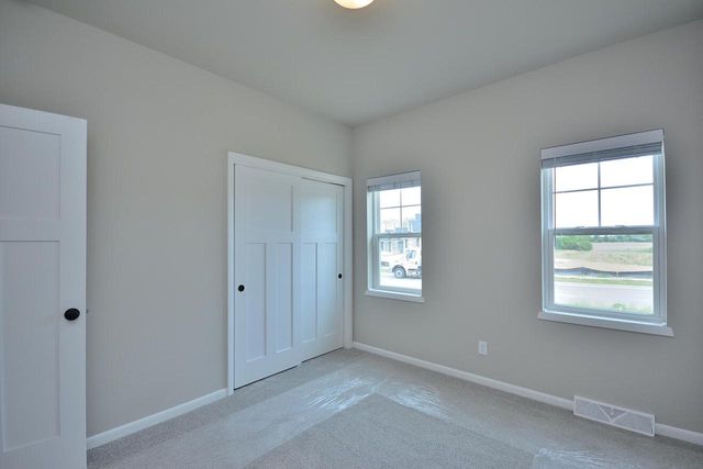 1080 Elderberry ROAD, Oconomowoc, WI 53066