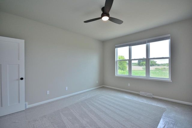 1080 Elderberry ROAD, Oconomowoc, WI 53066