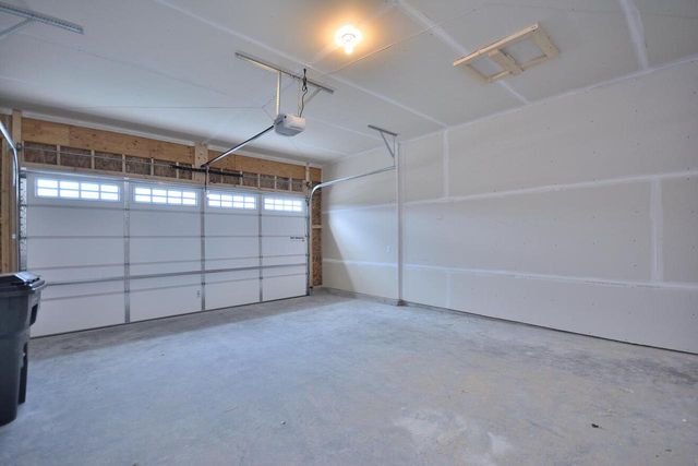 1080 Elderberry ROAD, Oconomowoc, WI 53066