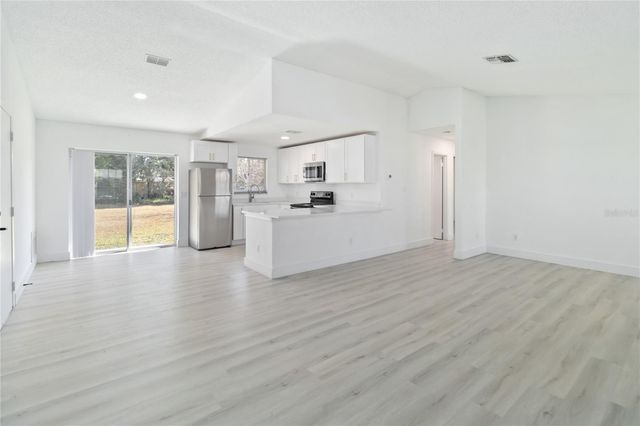 11407 SPLITWOOD LANE, Orlando, FL 32821