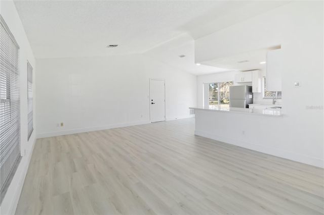 11407 SPLITWOOD LANE, Orlando, FL 32821