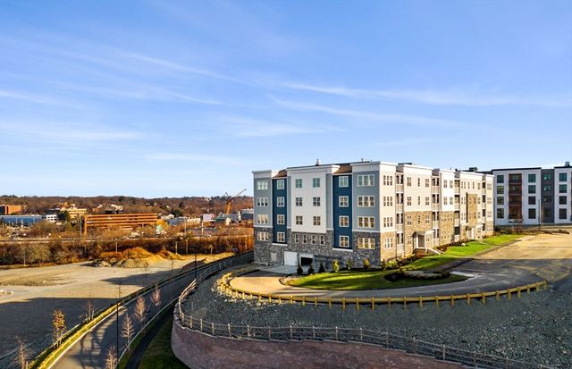 6 Stratton Drive 307, Woburn, MA 01801