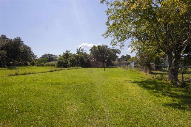 2116 Creole St Street, Lake Charles, LA 70601