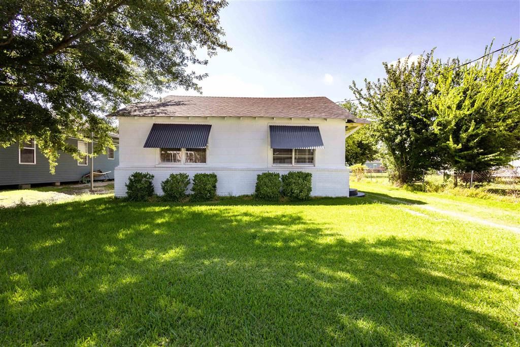 2116 Creole St Street, Lake Charles, LA 70601