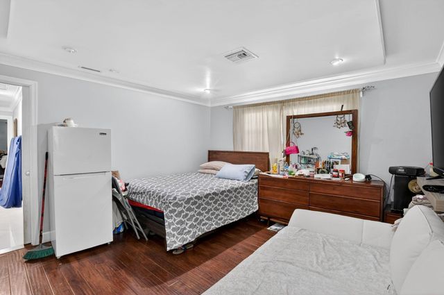 256 SW 11th Place, Boca Raton, FL 33432