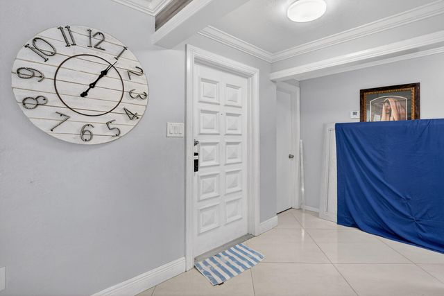 256 SW 11th Place, Boca Raton, FL 33432