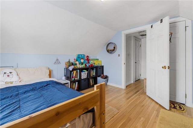 44 Woodstock Drive, Warwick, RI 02889