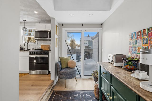 44 Woodstock Drive, Warwick, RI 02889