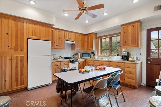 3576 Dry Creek Road, Butte Valley, CA 95965