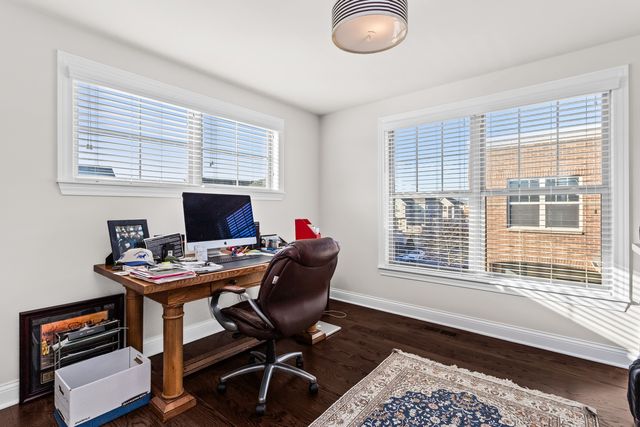 311 S NORTHWEST Highway 1, Park Ridge, IL 60068