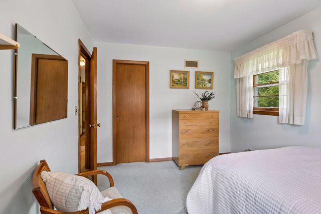 3901 57th Avenue N, Brooklyn Center, MN 55429