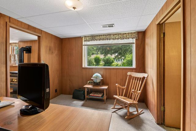 3901 57th Avenue N, Brooklyn Center, MN 55429