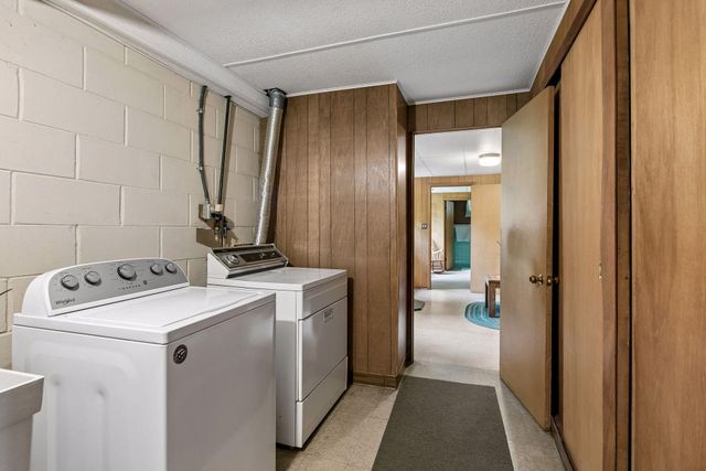 3901 57th Avenue N, Brooklyn Center, MN 55429