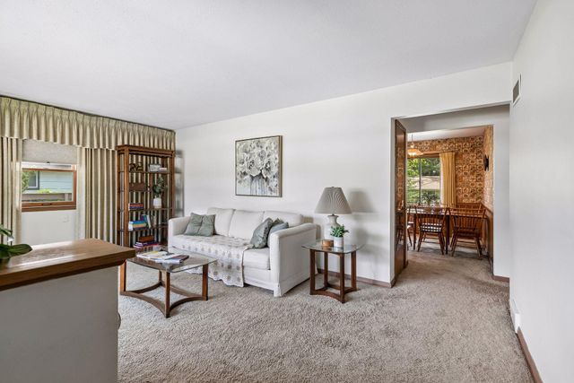 3901 57th Avenue N, Brooklyn Center, MN 55429