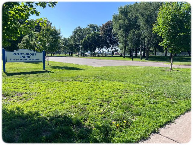 3901 57th Avenue N, Brooklyn Center, MN 55429